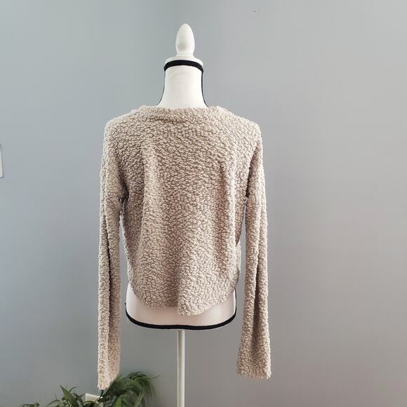 Almost Famous Cream Soft Crop Sweater L - Picture 2 of 7